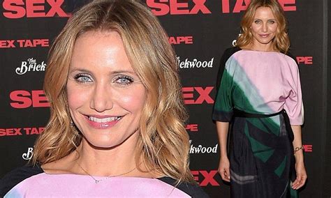 Cameron Diaz And Jason Segel Promote Sex Tape Film In Nyc Daily Mail