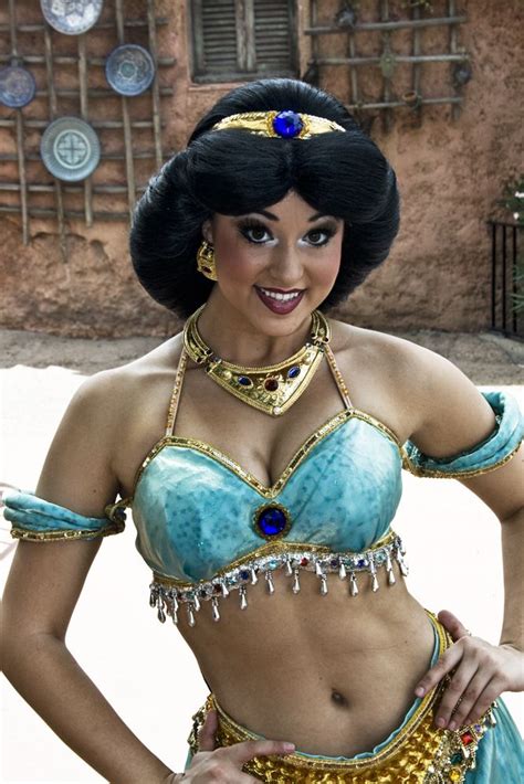 Wow Jasmine Is Beautiful By MadHatter Deviantart Com Disney Princess Cosplay Princess