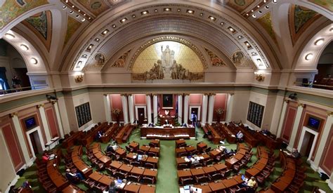 After Last Minute Gridlock Minnesota Legislature Looks Toward June Special Session Twin Cities