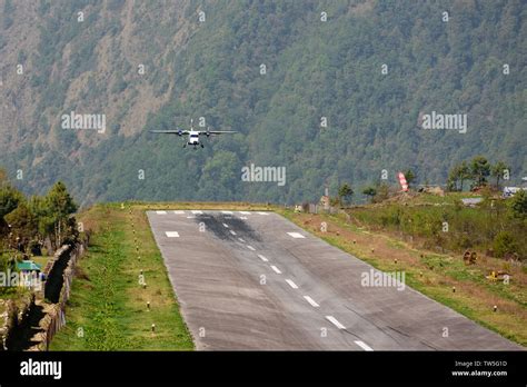 Small Airplane Landing At Lukla Airport In Nepal Stock Photo Alamy