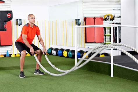 12 Of The Most Challenging Battle Ropes Exercises Battle Rope Workout