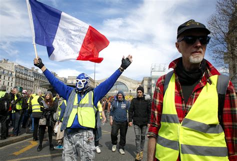 Frances Yellow Vest Protesters March Despite Bans Injuries Ap News