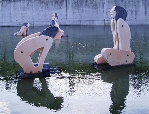 as ninfas do Tejo escultura de João Cutileiro representand Flickr