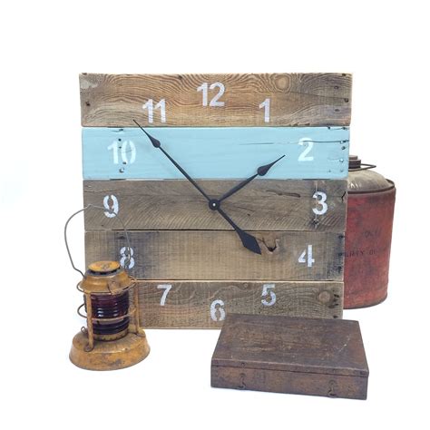Large Reclaimed Pallet Wood Wall Clock By Fieldtreasuredesigns