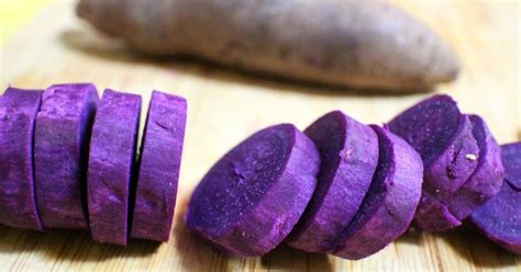 Ada beberapa manfaat ubi ungu yang sangat baik untuk kesehatan tubuh. Enam Olahan Makanan dari Ubi Ungu yang Baik untuk Kesehatan