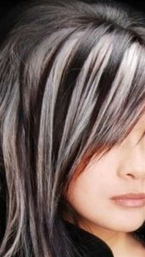 Great Way To Hide The Grey Hairs Gray Hair Highlights Hair Styles Grey Hair Color