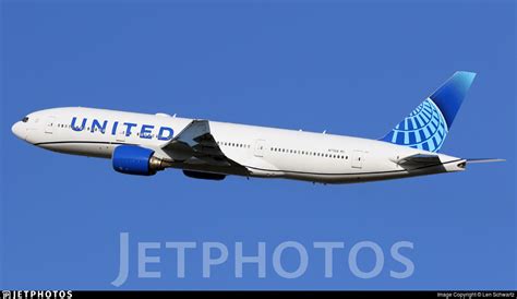N771ua Boeing 777 222 United Airlines Len Schwartz Jetphotos