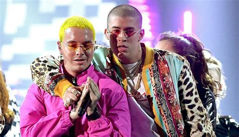 J Balvin Y Bad Bunny Estrenan El Videoclip De Su Tema Yo Le Llego