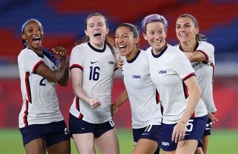 Heres The Latest In The Us Womens Soccer Teams Fight For Equal Pay