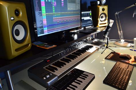 Only songs and videos is there any software (or app) you would recommend for making music? Home Music Studio | 6AM