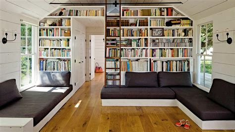 How To Make The Most Of Small Spaces Via A Tiny House Bibliothèque à