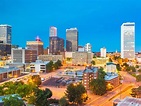 Una ciudad de Oklahoma paga $10,000 si te mudas ahí y trabajas desde ...