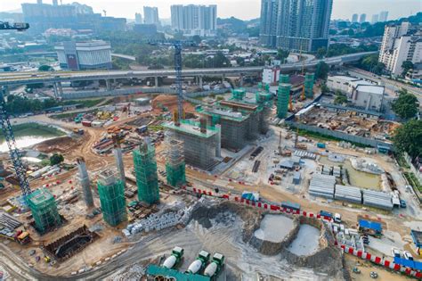 Not to forget, the mrt kuchai lama station which is scheduled to be completed in 2022 will also be some of the notable landmarks in this city are kuchai avenue, spring avenue, kuchai entrepreneurs. Jalan Kuchai Lama (Kuchai Lama) - MRT Corp