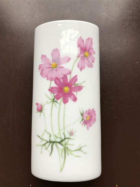 Such as in our collection of pictures of beautiful bouquets! Vase with Pink Flowers. Toscany Collection. 6" tall | Pink ...