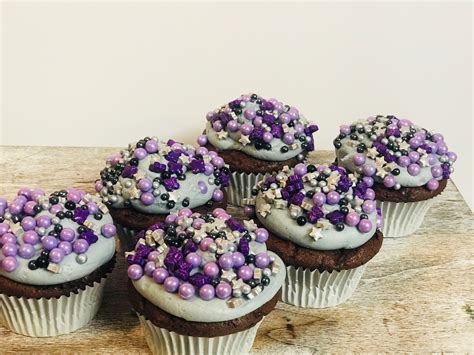 Purple Bling Cupcakes Bling Cupcakes Desserts Food