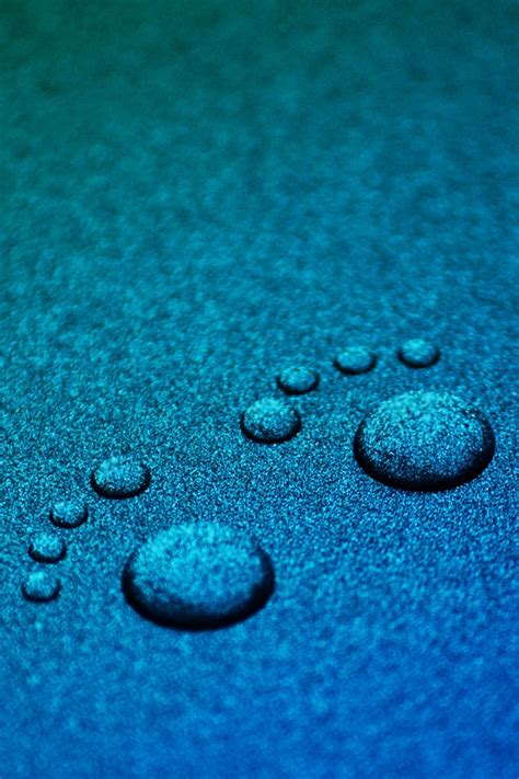 Water Drop Footprints Iphone 4s Wallpaper 640x960 Iphone 4s
