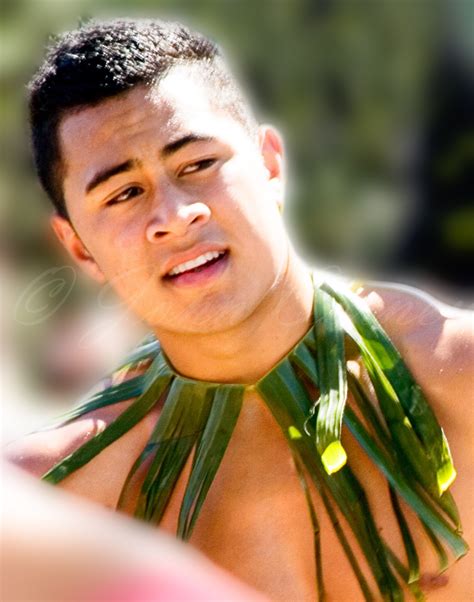Polynesian Dance Polynesian Men Polynesian Culture Samoan Men Hawaiian Men Hawaiian People