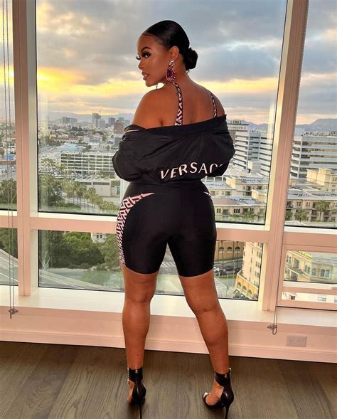 malaysia pargo feet 3 pictures sexy feets celeb feets