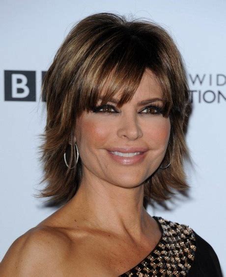 It's simple, fresh, and perfect for those with round faces. Best hairstyle for women over 50