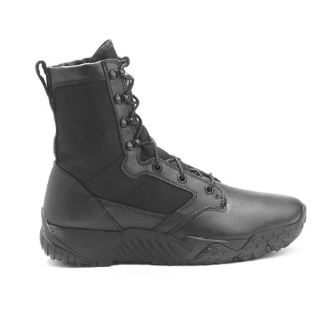 Hubs is an leo this is the second pair of jungle rats boots we have purchased. Under Armour 8" Jungle Rat Boot