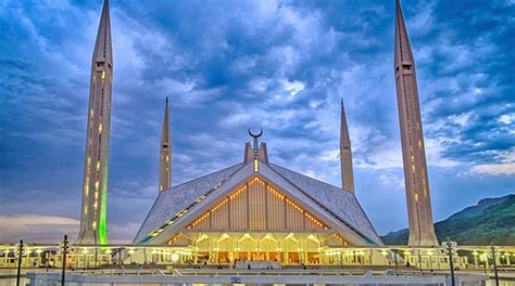 20 Most Beautiful And Top Places To Visit In Pakistan Folder