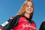 Die 18-jährige Giulia Gwinn ist Stammspielerin beim SC - Freiburg ...