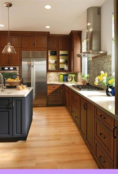 3 ways cherry cabinets and darker woods are trending in kitchen design. Dark, light, oak, maple, cherry cabinetry and kitchen ...