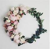 How To Make A Flower Wreath For Wedding Photos