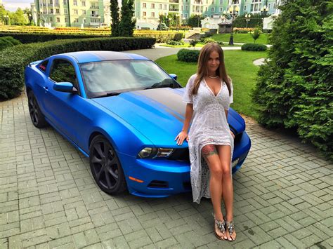 Stang Beauties Sonya Temnikova And Mustang Hd Images Wallpaper Size Ok