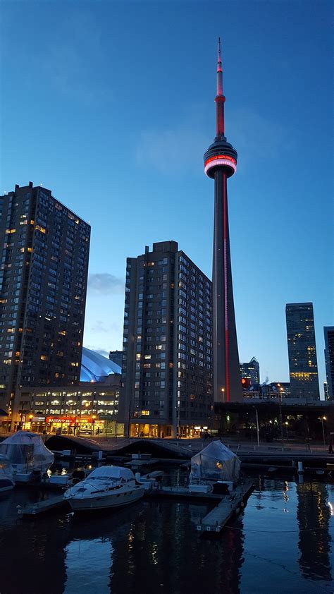 Visiting The Cn Tower In Toronto Things To Know Before You Go The