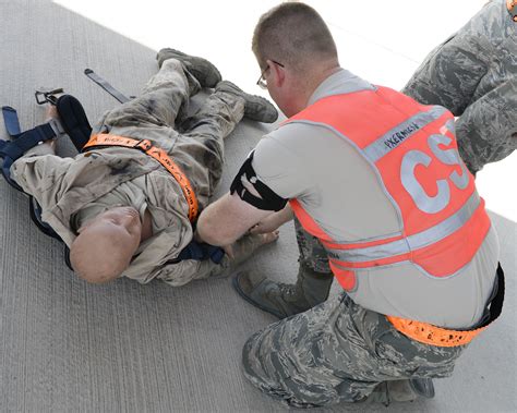 8 Eams Execute Fall Protection Exercise Us Air Forces Central