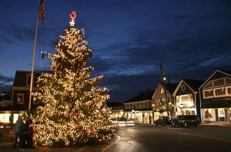 Christmas Tree In Dock Square Kennebunkport Maine Christmasprelude