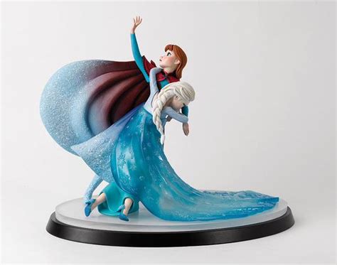 Details On A New Frozen Elsa And Anna Moment In Time Collectible