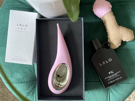 lelo dot clitoral pinpoint vibrator review — rare being design