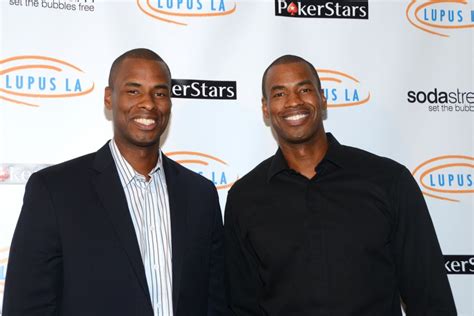 Happy Twinsday 15 Celebs You Probably Didnt Know Were Twins 1003