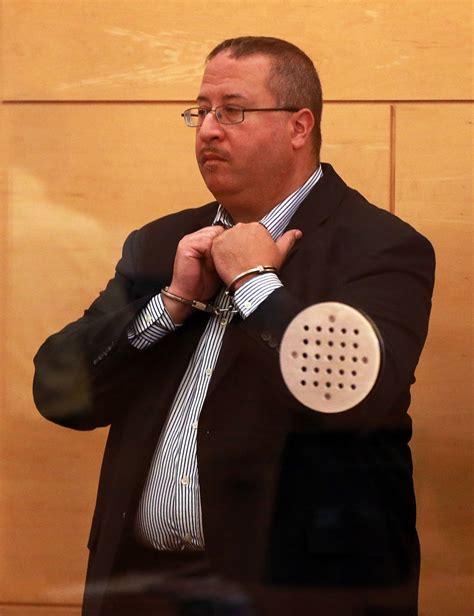 Police: Quincy lawyer busted with drugs in court – Boston Herald