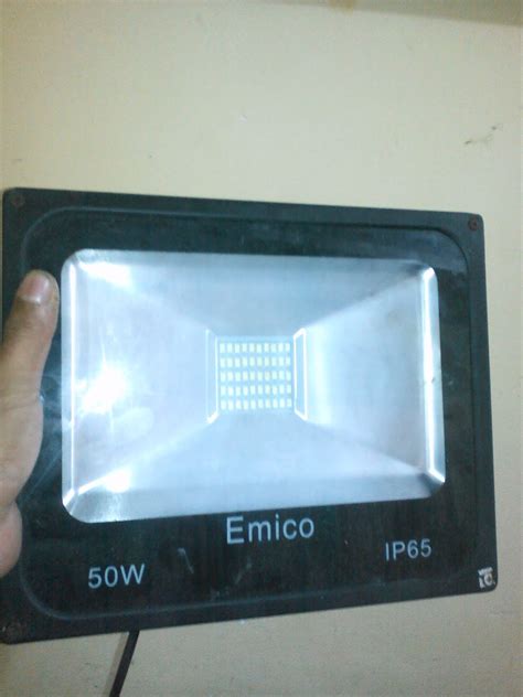 Cara pasang lampu sorot LED 50 watt