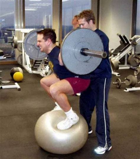 27 Epic Fail Gym Photos That Will Make Your Day