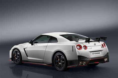 Nissan Unveils GT R Nismo At Nurburgring Comes With HP Autoevolution