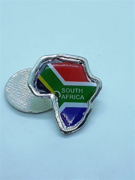 Africa Shape Badge Pin South Africa Flag Official Merchandise