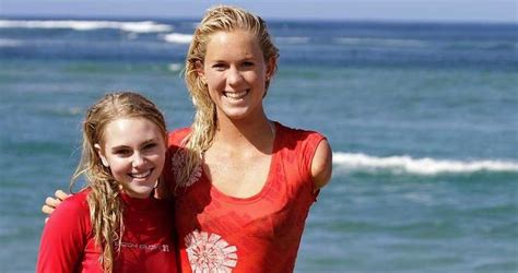 Bethany Hamilton And Anna Sophia Soul Surfer Bethany Hamilton Surfer Girl