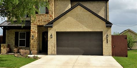 But remember, putting a lighter color over a darker one may require more than one coat. Painting Metal Garage Doors