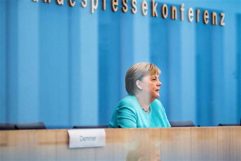 Merkel Udtrykker Bekymring Over Smittedudvikling I Tyskland