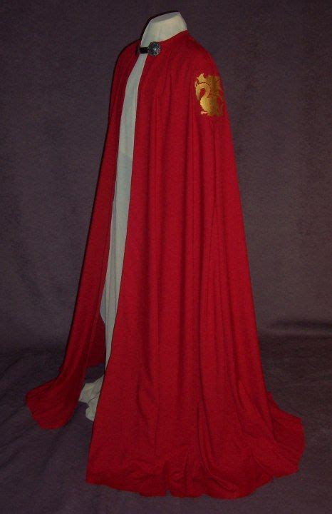 Merlin Arthurs Cape Red Costume Clothes Design Dragon Halloween