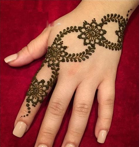 Beautiful And Easy Mehndi Designs For Eid Celebration With Images Hot