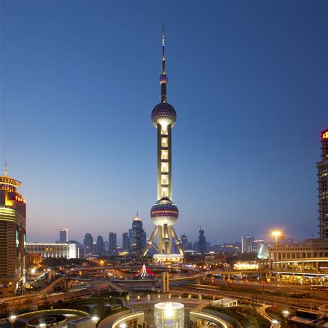 Amazing Night View Of The Oriental Pearl Tower