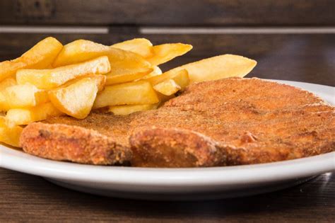 Milanesa De Pollo Con Papas Fritas La Rambla Unidad A Domicilio