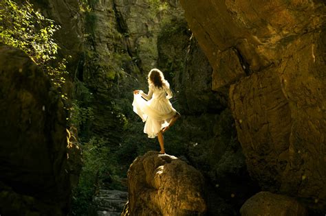 Wallpaper Women Outdoors Model Rock Nature Dancing Cave