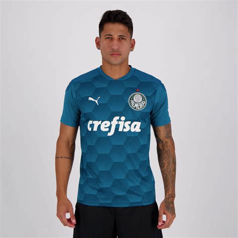 You can find soccer jerseys, shoes, merchandise and more on amazon: Palmeiras Jersey : 2020 Palmeiras Jersey Goalkeeper Top ...