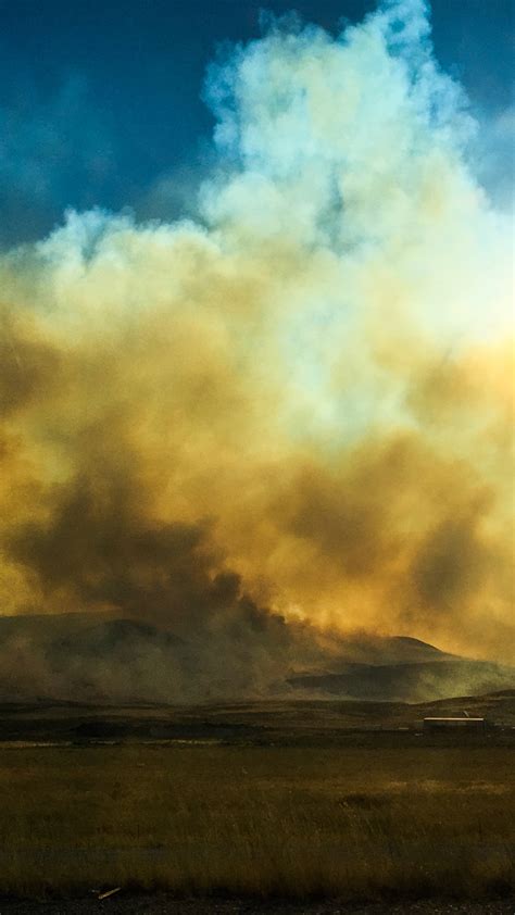 Fire In Mountain Iphone Wallpaper Idrop News